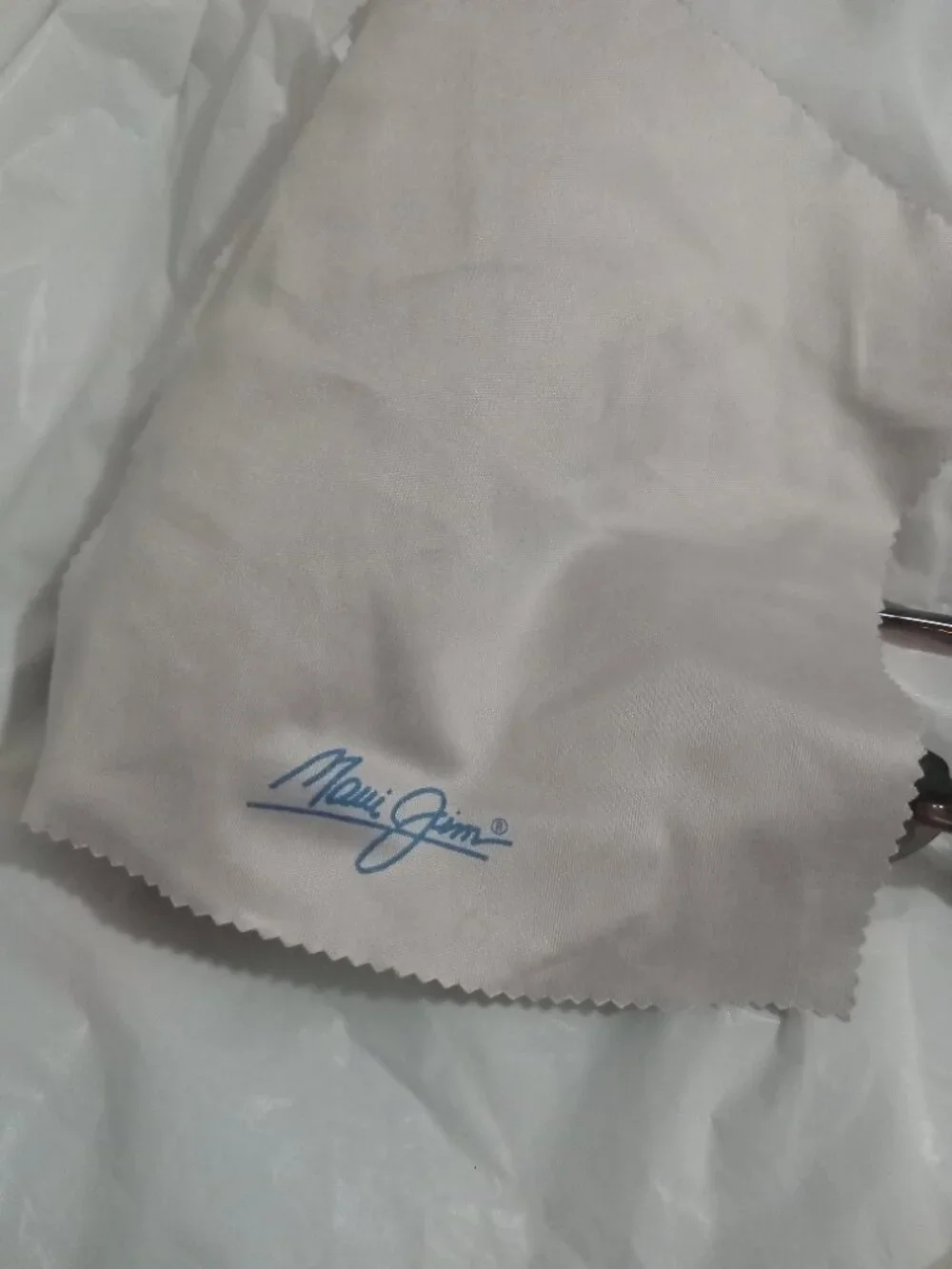 Maui Jim sunglasses and case